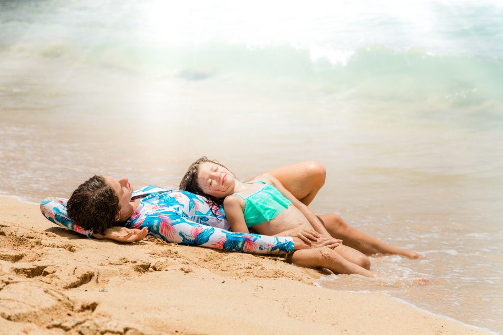 family photos at the beach on Kauai